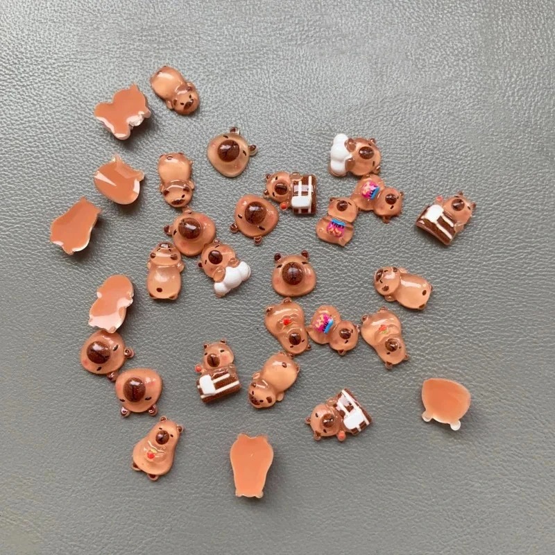 100 szt. Mini Figurki Kapibar, – Desk Setup Nature recenzja i cena
